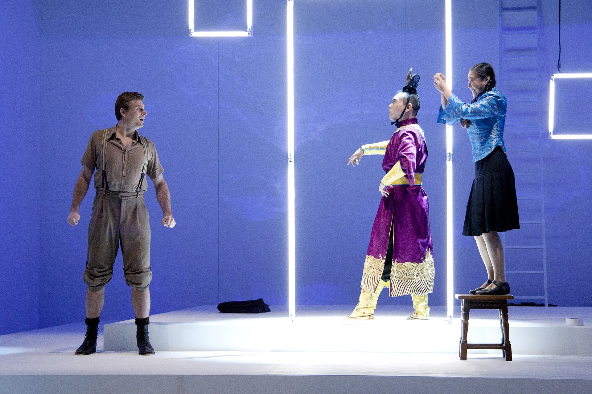 Gastspiel in China, Zusammenarbeit des Theaters Paderborn mit dem Theater Qingdao,  "Das weisse Zimmer"  Foto: Harald Morsch